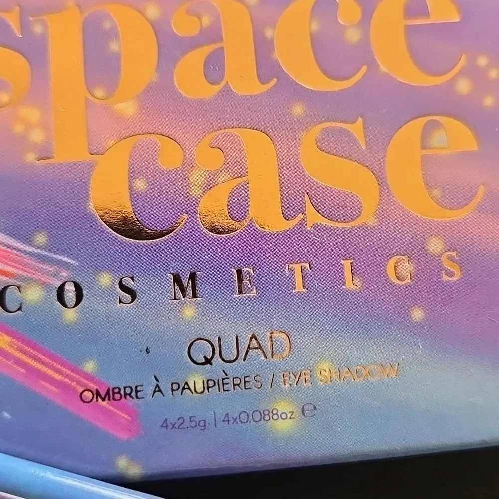 Space Case Cosmetics Eyeshadow Quad With Mirror Case And Makeup Cosmetics Beauty